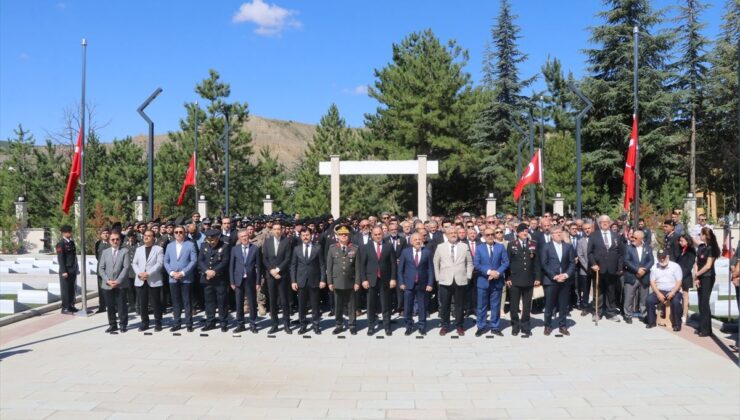 15 Temmuz Demokrasi ve Milli Birlik Günü’nde Dört İlde Şehitlik Ziyaretleri