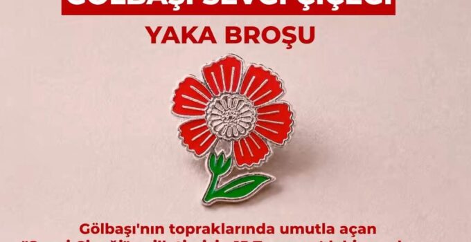 15 Temmuz’un 10. yılına özel rozet: Sevgi çiçeğinden ilham