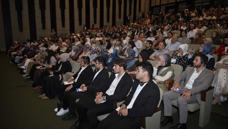 Ankara’da ‘Batı Sonrası Dünya Düzeni’ söyleşisi