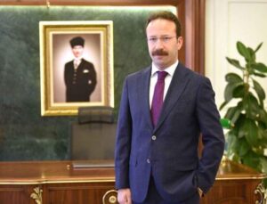 Ardahan’ın yeni valisi Ömer Hilmi Yamlı göreve başladı