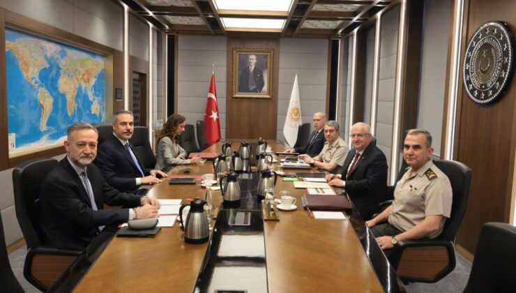 Bakan Güler ve Fidan, MSB’de bir araya geldi