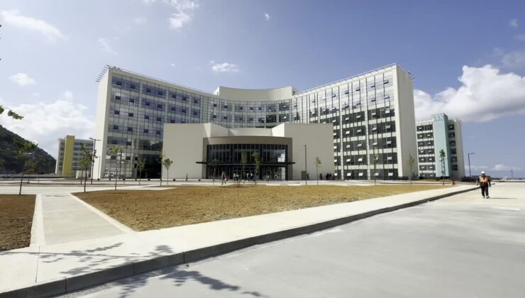 Bakan Memişoğlu’ndan Trabzon Şehir Hastanesi için tarih: Hedefimiz Kasım sonu itibariyle ilk hastamızı almak