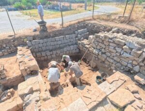 Çanakkale’deki Parion Antik Kenti’nde kazı çalışmaları devam ediyor