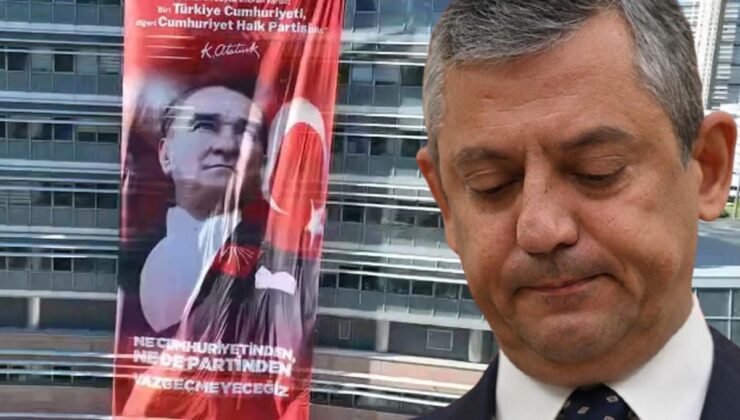 CHP Genel Merkezi’nde dikkat çeken afiş