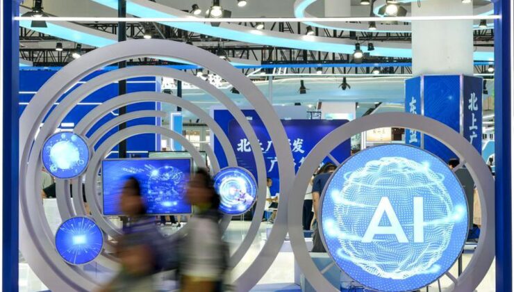 Çin, Duygusal Bağımlılık Endişeleri Nedeniyle Yapay Zeka Arkadaş Botlarına Yeni Kurallar Getirdi