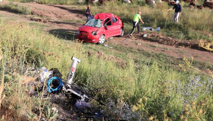 Erzurum’da Elektrikli Bisiklete Çarpıp Takla Atan Otomobil: 3 Yaralı