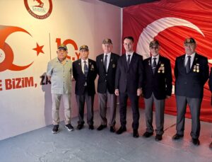 Gazilerden 15 Temmuz anma çadırına ziyaret
