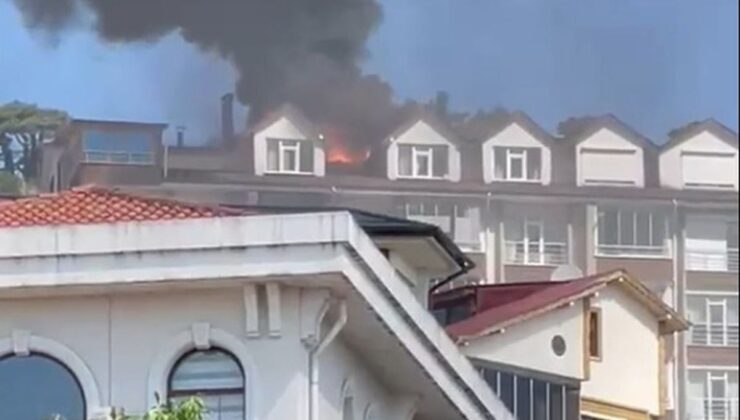 Gerede’de apartman çatısında yangın