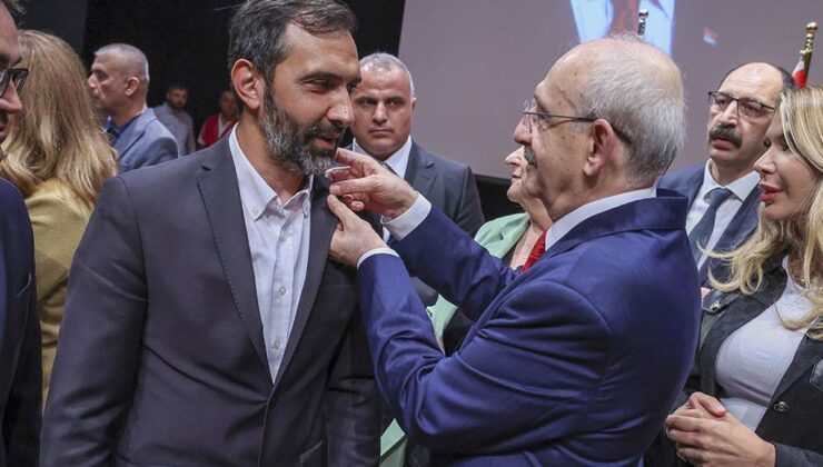 İstanbul Cumhuriyet Başsavcılığı’ndan CHP’nin rozet törenine ‘figüran taşındı’ iddiasına soruşturma