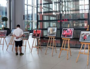 İstanbul ve Sabiha Gökçen havalimanlarında 15 Temmuz fotoğrafları sergisi