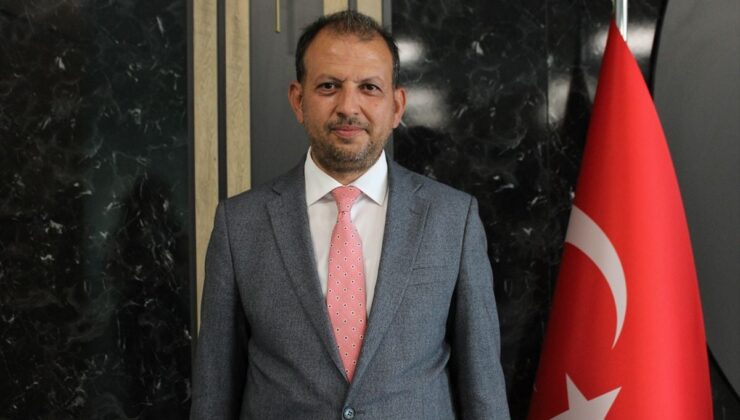 Kastamonu’da vakfın hayır şartı kapsamında hastalara meyve ikram edildi