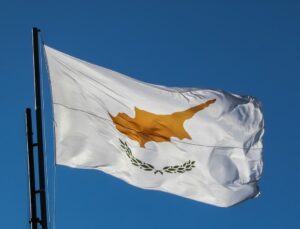 KKTC resti çekti! Rum kesimini küplere bindirecek teklif