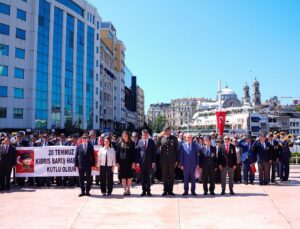 KKTC’nin 20 Temmuz Bayramı İçin Taksim’de Tören