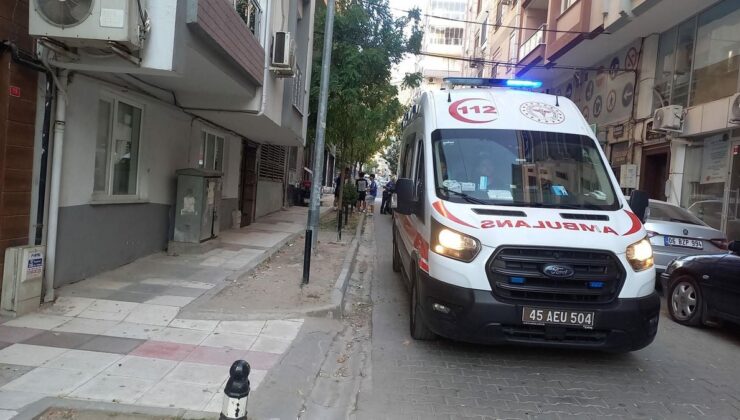 Kötü kokular gelen dairesinde ölü bulundu