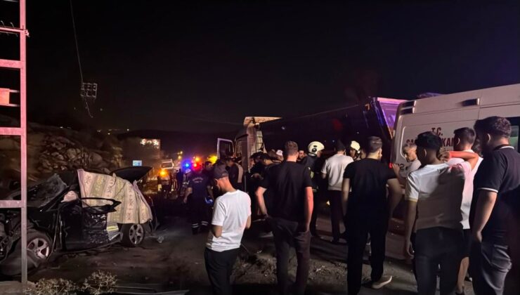 Mardin’de otomobil ile kamyonun çarpıştığı kazada ölü sayısı 3’e yükseldi