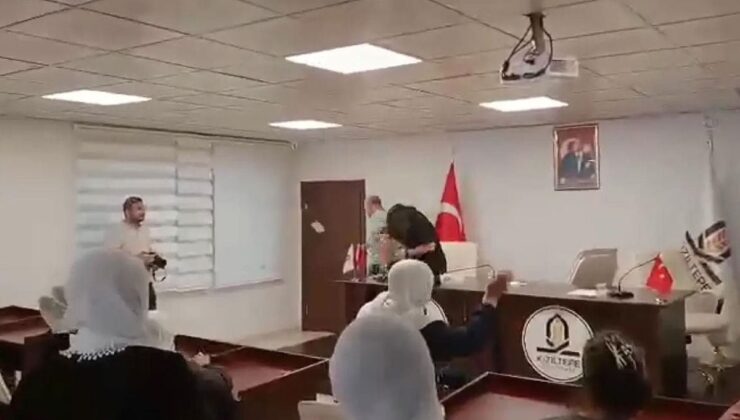 Müstehcen görüntülerini ortaya çıkmasının ardından DEM Parti’den istifa eden Kızıltepe Belediye Başkanı İpek’e yumurtalı protesto