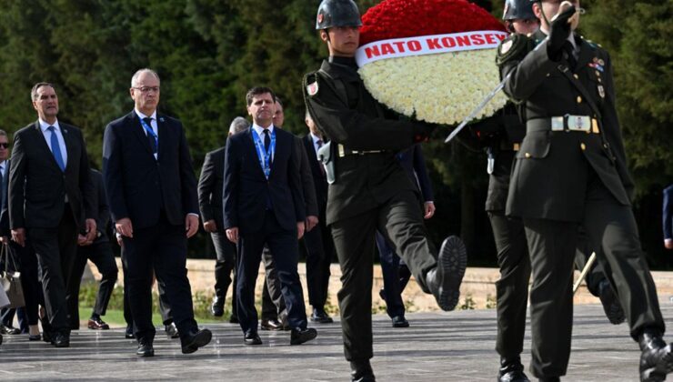 NATO heyeti Anıtkabir’i ziyaret etti