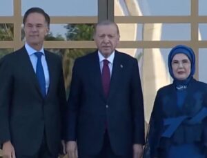 NATO liderleri şerefine Beştepe’de resepsiyon! Erdoğan çifti liderleri karşılıyor