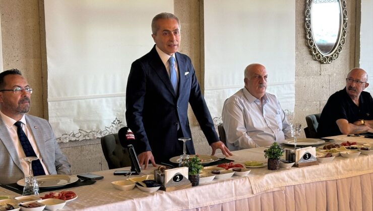 Nevşehir Valisi basınla buluştu