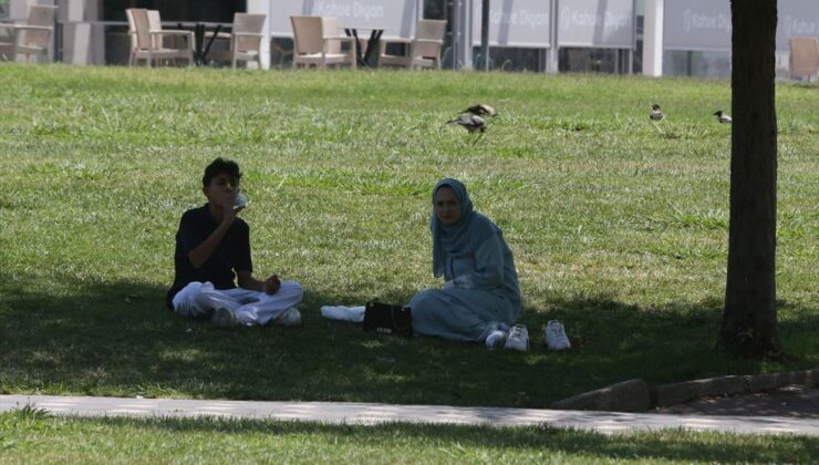 Şanlıurfa’da 45 dereceyi bulan sıcak hava yaşamı olumsuz etkiliyor