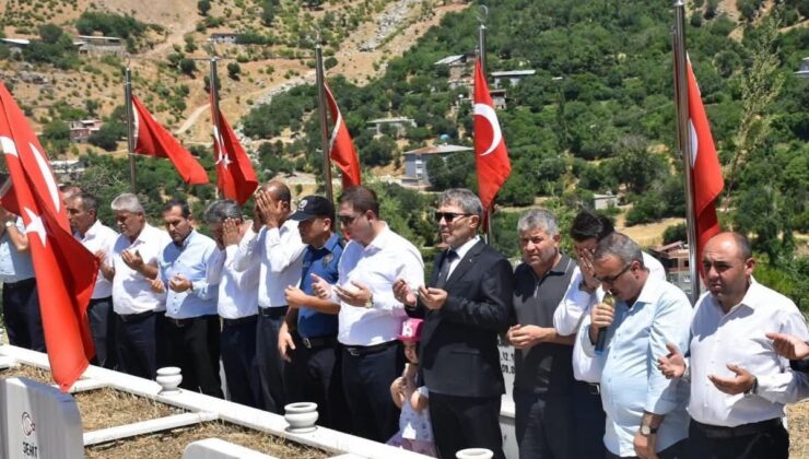 Sason’da 15 Temmuz’da şehit kabirleri ziyaret edildi