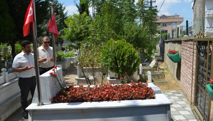 Şehit Özel Harekat Polisi Edip Zengin Kabri Başında Anıldı