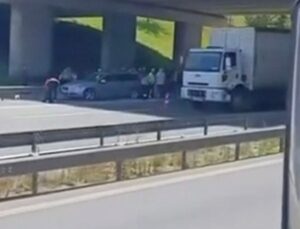 TEM Otoyolu’nda feci kaza: Motosikletli arkadan çarptı, hayatını kaybetti