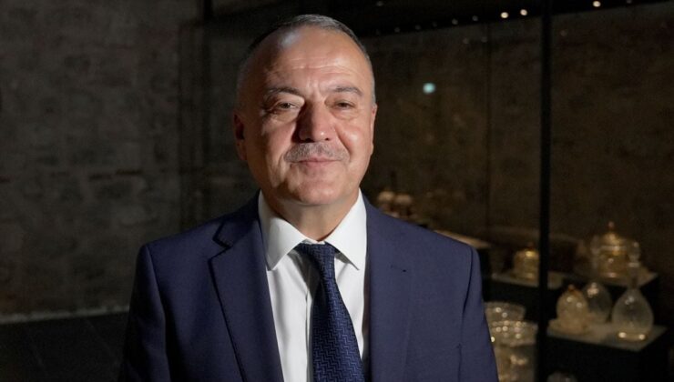 Topkapı Sarayı’nın Şerbethane bölümü 452 eserlik yeni seçkisiyle ziyarete açıldı