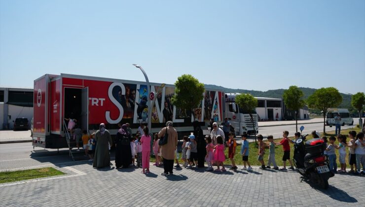 TRT Sinema Tırı, Çorum’da çocuklarla buluştu