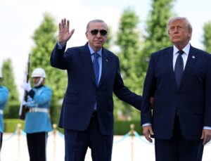 Trump Ankara’da Diriliş Ertuğrul dizisinin müziğiyle karşılandı