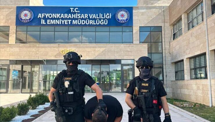 Afyonkarahisar’da FETÖ’nün suikast timinin firarisiyle irtibatlı olduğu belirlenen şüpheli tutuklandı