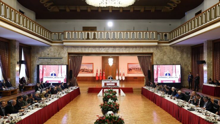 AK Parti’den çerçeve yasa için son hazırlık: Partilerle görüşme takvimi belli oldu