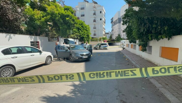 Antalya’da Park Halindeki Araca Silahlı Saldırı: 1 Ölü