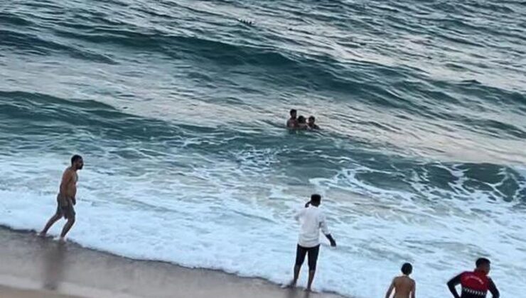 Arnavutköy’de Dalga Faciası: 58 Yaşındaki Adam Hayatını Kaybetti
