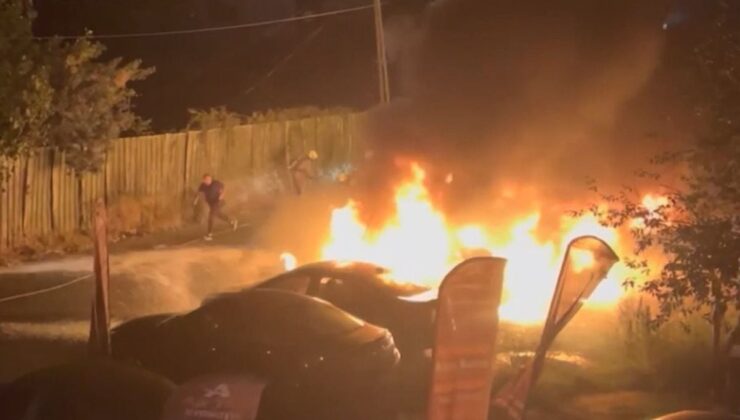 Avcılar’da Oto Galeri Yangını: 3 Araç Kullanılamaz Hale Geldi