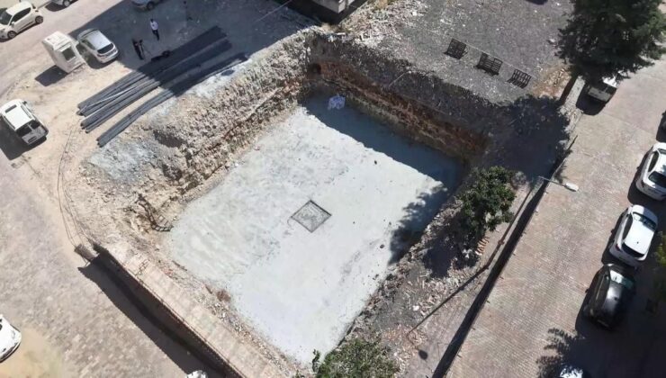 Bahçelievler’de kentsel dönüşüm kazısında tarihi bulgulara rastlandı; inşaat durduruldu