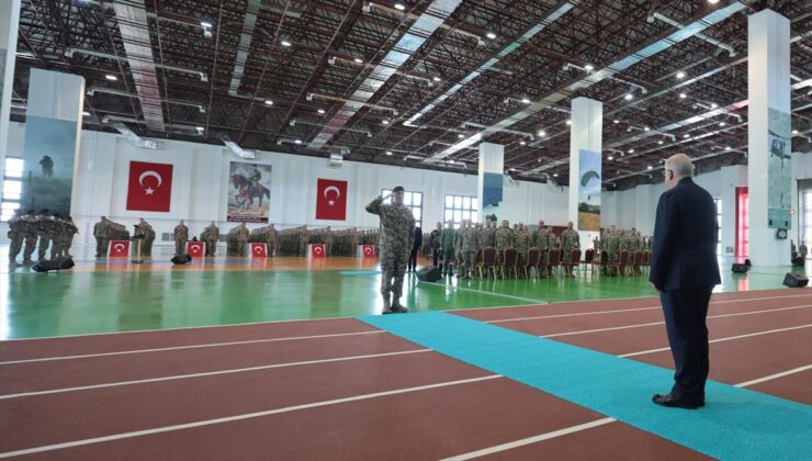 Bakan Güler Özel Kuvvetler Kursu Kapanış Töreni’ne Katıldı