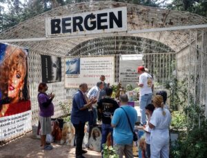Bergen Mersin’de Mezarı Başında Anıldı
