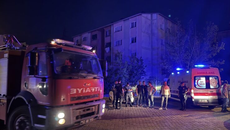 Bingöl’de apartman yangını: 9 kişi dumandan etkilendi