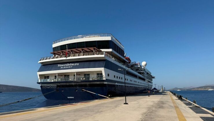 Bodrum’a Kruvaziyer Turist Akını
