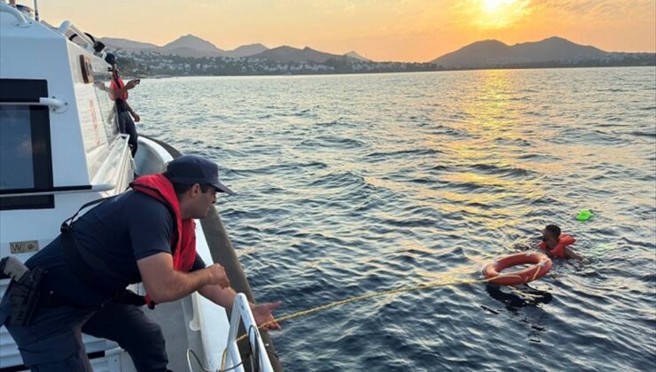 Bodrum’da yüzerek Yunanistan’a geçmeye çalışan göçmen yakalandı