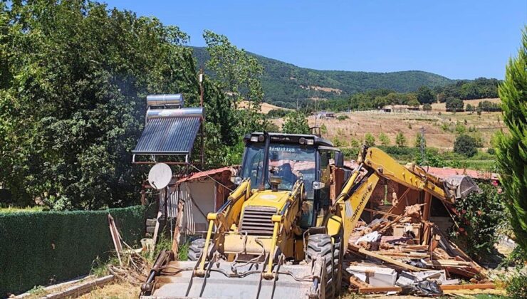 Çanakkale’de 16 Kaçak Yapı Yıkıldı