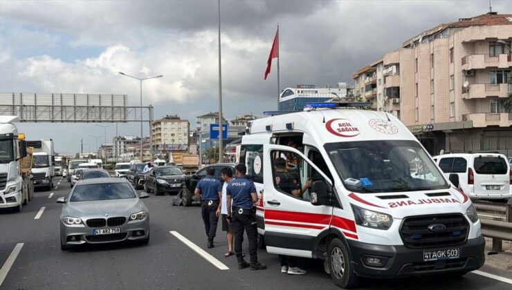 D-100’de SUV-Tır Çarpışması: 2 Yaralı