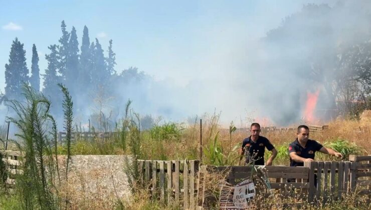 Efeler’de Otluk Yangını Villalara Yaklaştı