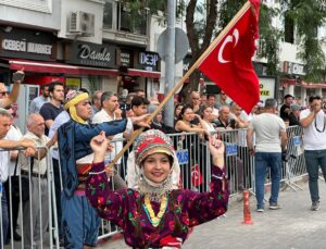 Ege’de 30 Ağustos Zafer Bayramı Coşkuyla Kutlandı