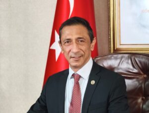 Eğitim Gücü Sen’den önlük genelgesine tepki: Eylem kararı