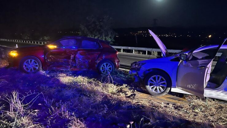 Elazığ’da 2 otomobilin çarpıştığı kazada 6 kişi yaralandı