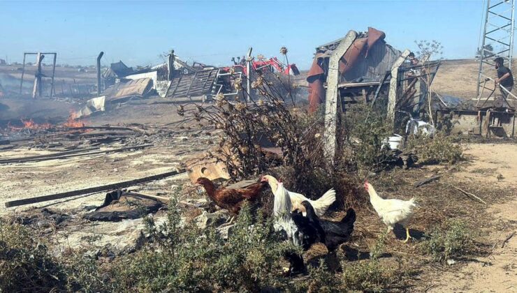 Ergene’de Anız Yangını: 4 Çiftlik Evi ve 5 Bin Saman Balyası Küle Döndü