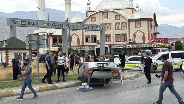 Erzincan’da Takla Atan Otomobilde 2 Yaralı