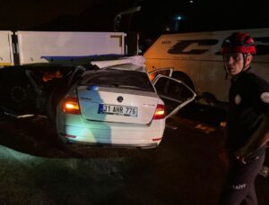 Erzin’de zincirleme kaza: 2 ölü, 4 yaralı